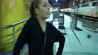 2人の女の子と彼らの吊るされた獲物とのGlamcoreポルノビデオ 女性 用 アダルト ビデオ 無料
